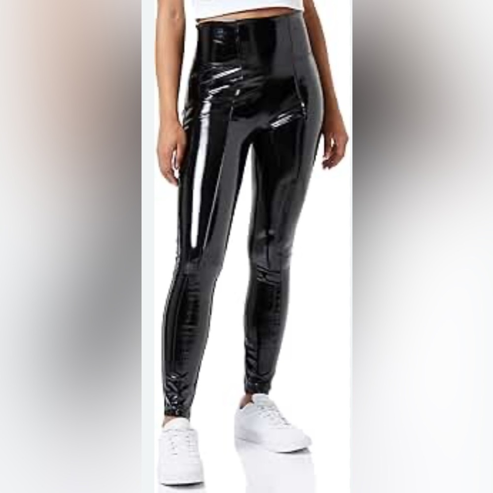 Spanx Sz M Shiny Liquid Look Style Leggings Patent Leather Body Skimming New